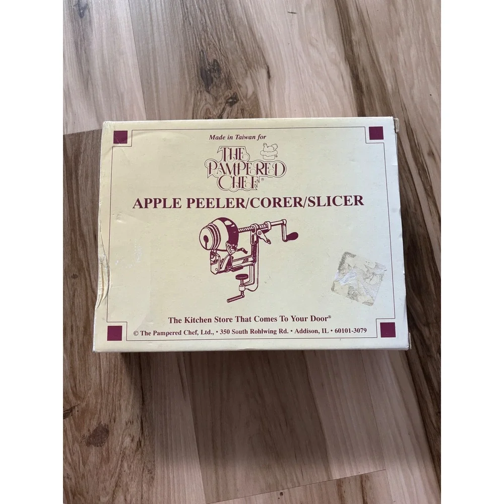 Vintage The Pampered Chef Apple Peeler Corer Slicer Clamp Canning Farmouse Retro